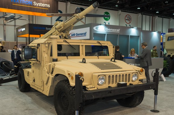 Priština se naoružava: Kupuje američke artiljerijske sisteme koji kombinuju haubicu 105 mm sa lakim vojnim vozilom (FOTO)
