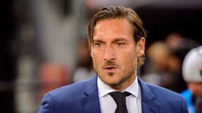 Francesco Totti okryje się hańbą. "Depcze prawa człowieka i demokrację"