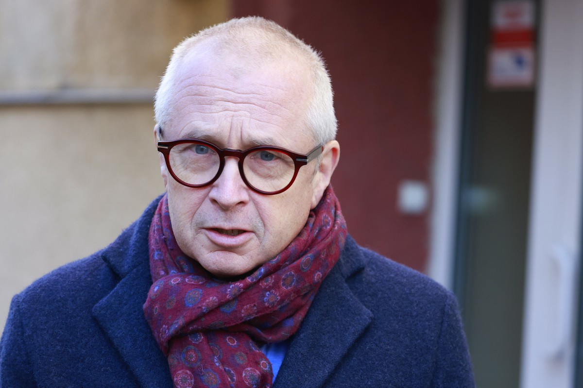Burzliwe obrady Trybunału Stanu. Kim jest Jacek Dubois, którego początkowo nie wpuszczono na posiedzenie?