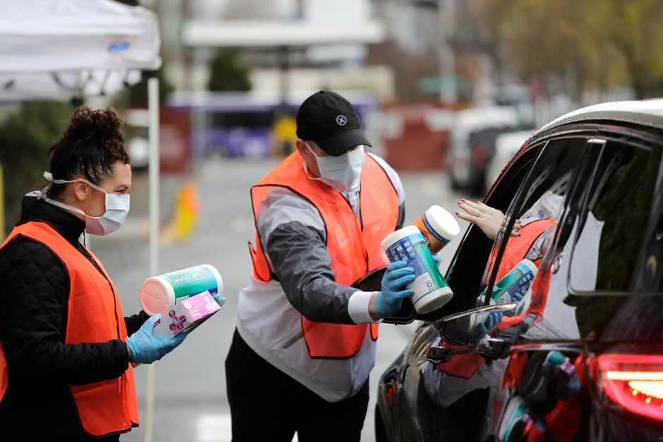 Volonteri, SAD, Amerika, korona