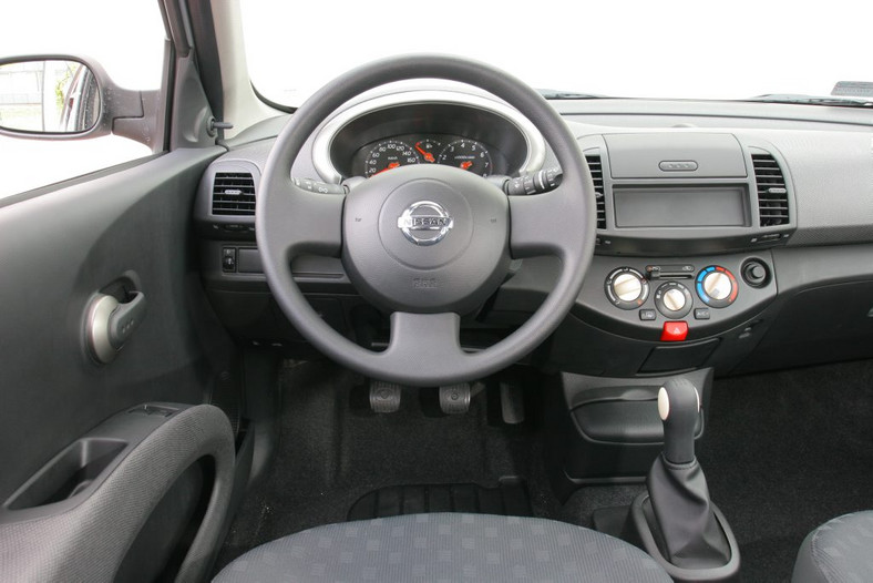 Nissan Micra – deska rozdzielcza