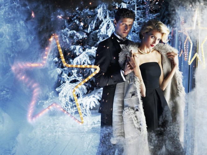 Anja Rubik i Sasha Knezevic w kampanii reklamowej Apart - Boże Narodzenie 2013