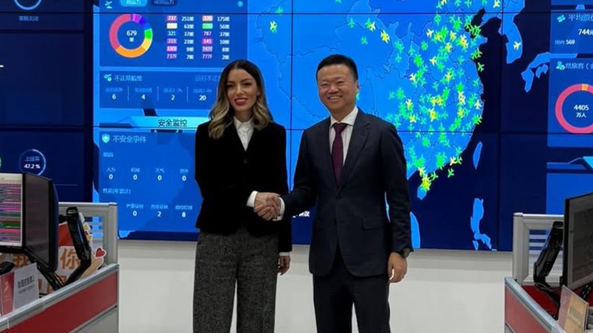 Ministarka Mesarović u Pekingu sa predstavnicima Hainan Airlines o saradnji