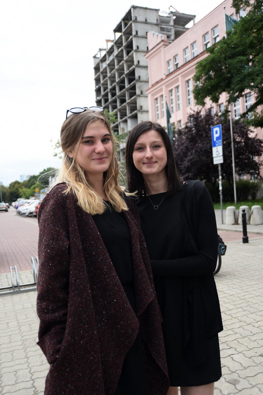 Barbara Reszka (22 l.) i Agnieszka Lisonek (23 l.), studentki SGH: