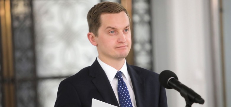 "Trzaskowski straszył kopertami z wirusem, a sam rozsyłał listy". Ratusz ODPOWIADA