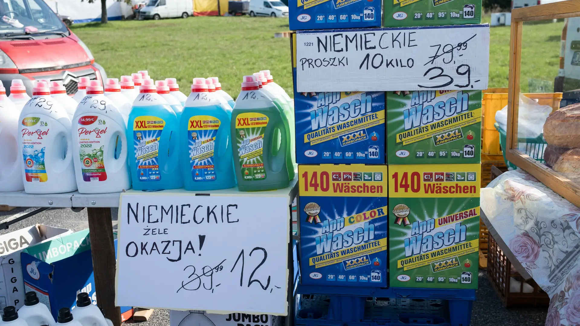 Koniec "proszków z Niemiec" i fikcyjnych promocji. Od 1 stycznia wchodzą nowe przepisy UOKiK