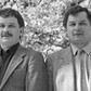 Bracia Lech i Jarosław Kaczyńscy. Zdjęcie wykonane podczas kampanii wyborczej przed czerwcowymi wyborami do Sejmu i Senatu w 1989 r.