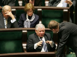 Jak przezwyciężyć kryzys? PiS to wie