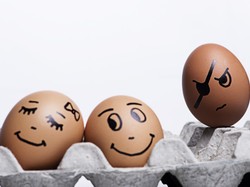 Zżera Cię zazdrość o partnera? Przystopuj, bo możesz się rozchorować