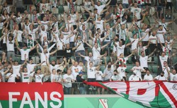 PZPN analizuje zachowanie kibiców na stadionach. "Za wcześnie na decyzje"