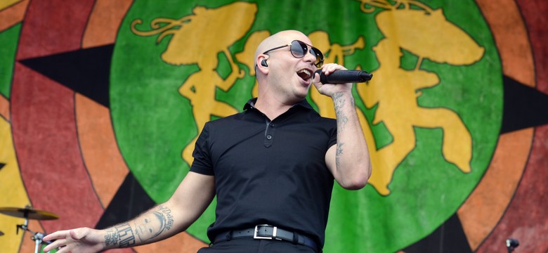 Kolejny koncert Pitbulla w Polsce! Artysta w 2026 roku wystąpi w Warszawie. Kiedy dokładnie? Kiedy rusza przedsprzedaż i sprzedaż właściwa biletów na trasę koncertową "I'M BACK! Tour"?