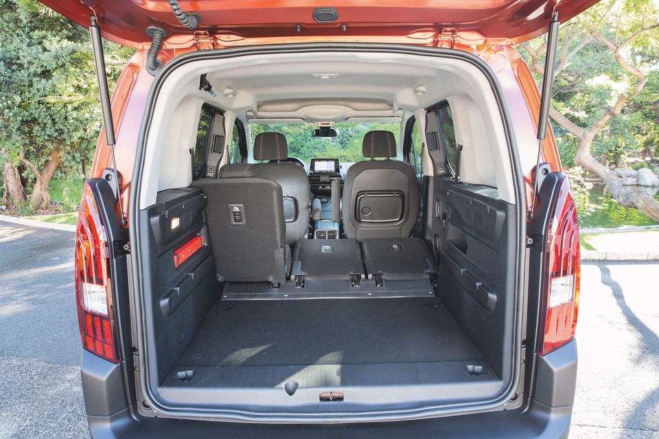 Citroen Berlingo i Peugeot Rifter - teraz to już są vany ...