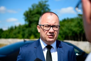 Niewykonanie przez Polskę trzech dyrektyw UE. RPO wystąpił do Komisji Europejskiej