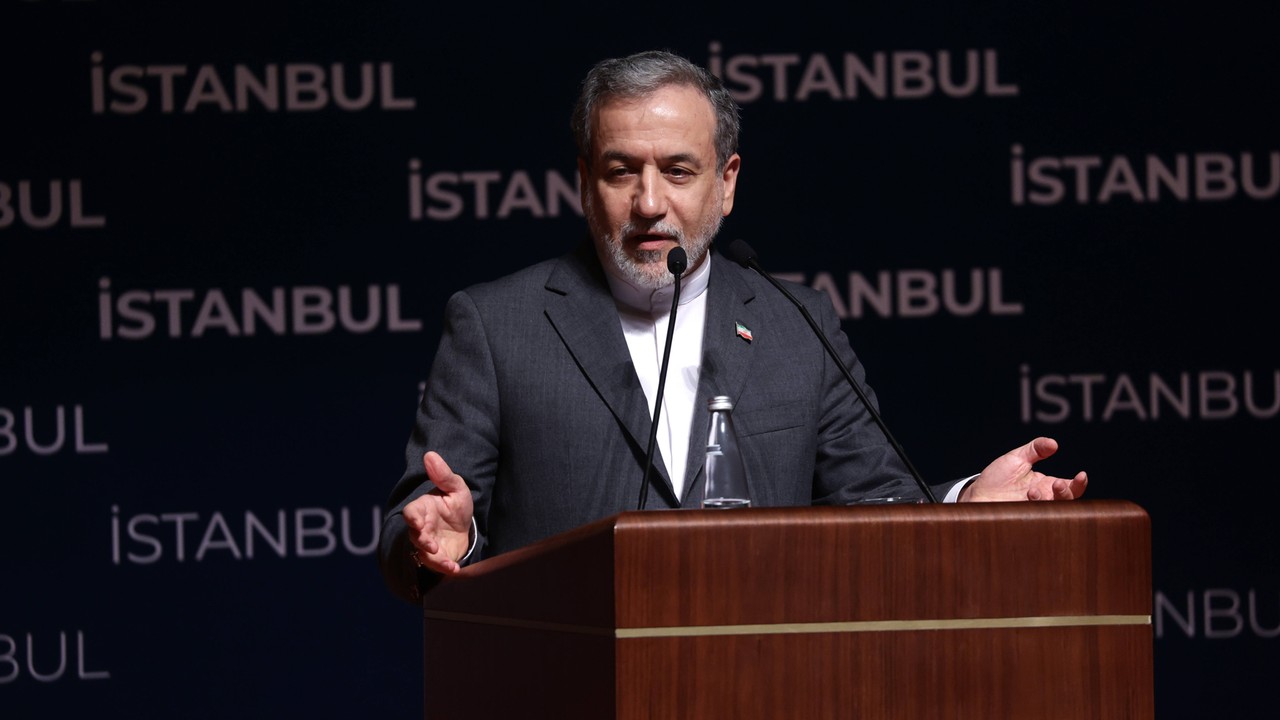 Iran sięga po pomoc Rosji po ataku USA. Szef MSZ rusza do Putina