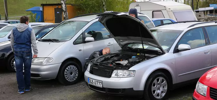 Znów sprowadzamy więcej aut - łatwiej o młodszego diesla niż benzynę