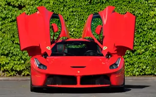 20 skandalicznie drogich klasyków sprzedanych podczas Monterey Car Week