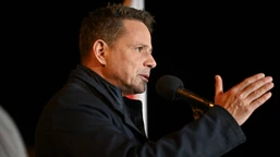 trzaskowski to dla konfederacji "mniejsze zło"? zaskakujący scenariusz