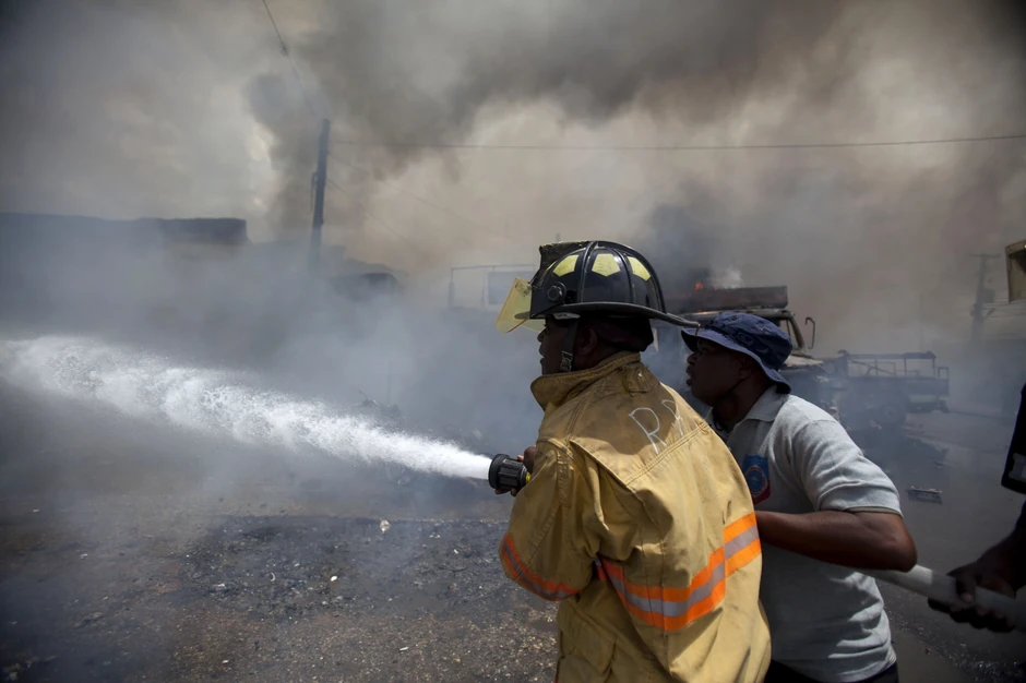 Vatrogasci se bore sa stihijom