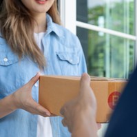 Manipuláció miatt panaszt tettek az egyik legnagyobb online áruház ellen a fogyasztóvédők