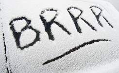 Dziś zaatakuje mróz. Zobacz, jak uratować i uruchomić samochód