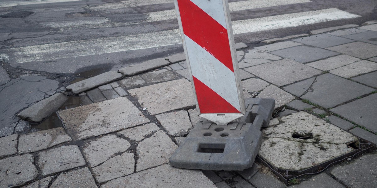 Miasto wyremontuje chodniki w Łodzi. Zobacz na jakich ulicach 