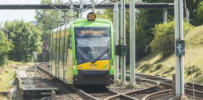 Tramwaje szybciej wrócą na PST!