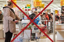 Kolejne restrykcje w grze. Tylko 4 niedziele handlowe w roku i poważne zmiany w soboty. Sejm rozpatrzy petycję o zaostrzeniu zakazu handlu