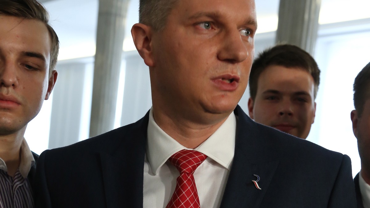 Likwidacja PIT, ZUS i OFE, wprowadzenie emerytury obywatelskiej - to priorytety programu stowarzyszenia Republikanie b. posła PiS Przemysława Wiplera. We władzach Republikanów znajdzie się m.in. Anna Streżyńska. 22 czerwca odbędzie się kongres stowarzyszenia.