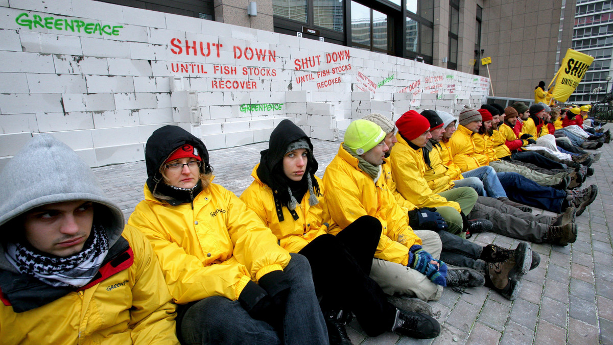 BRUKSELA UE RYBOŁÓWSTWO PROTEST GREENPEACE