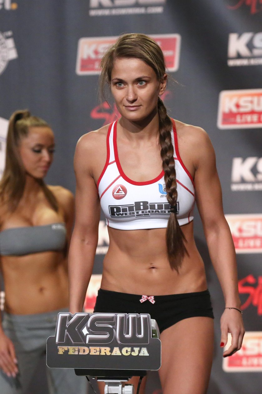 Karolina Kowalkiewicz nie miała pieniędzy na spodenki. Wspomina przed walką z Jędrzejczyk