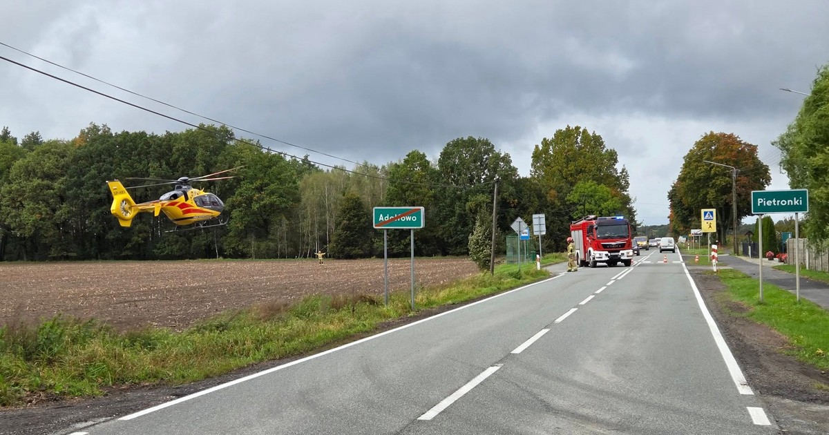 Kamień wystrzelił spod kół, przebił szybę w aucie i ranił pasażera. Konieczna była reanimacja