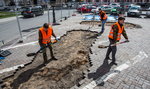 Archeolodzy szukają kolegiaty. Rozkopali plac przy magistracie