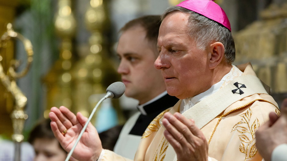 Abp Mieczysław Mokrzycki, zdjęcie archiwalne