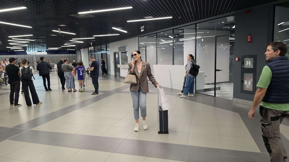 Katarina Grujić na aerodromu