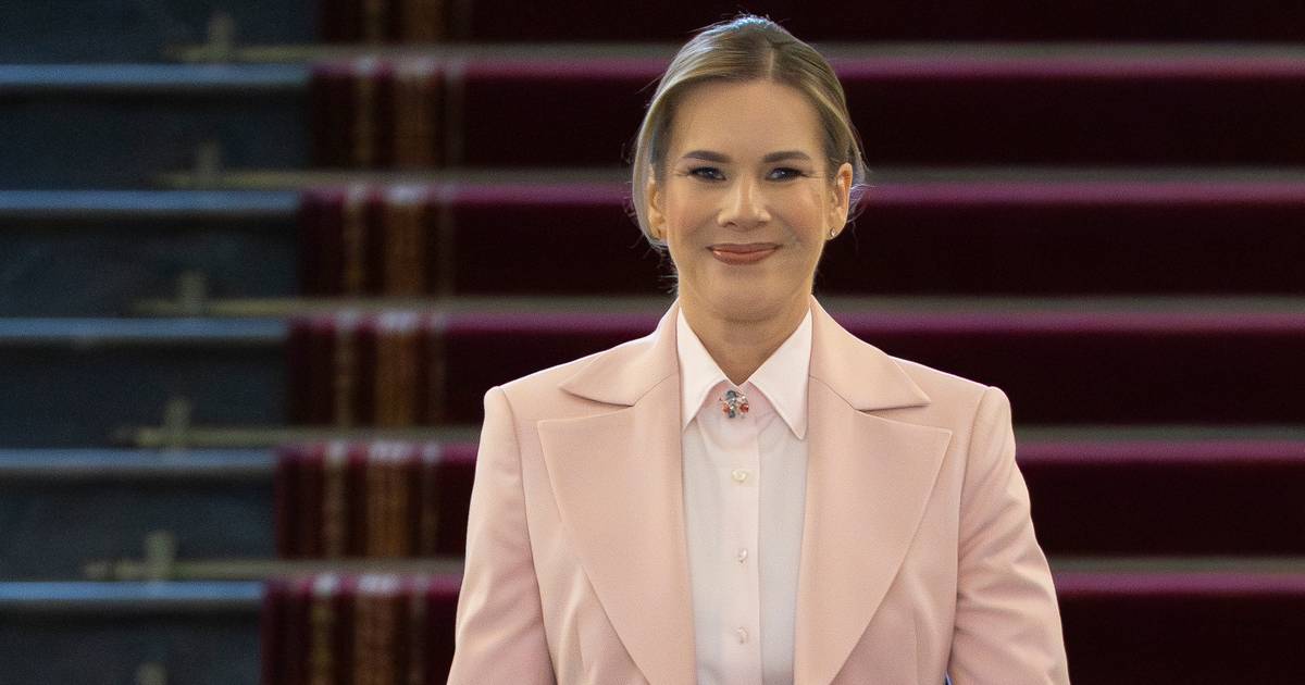 Wszyscy patrzyli tylko na nią. Marta Nawrocka zadała szyku w Niedzielę Palmową