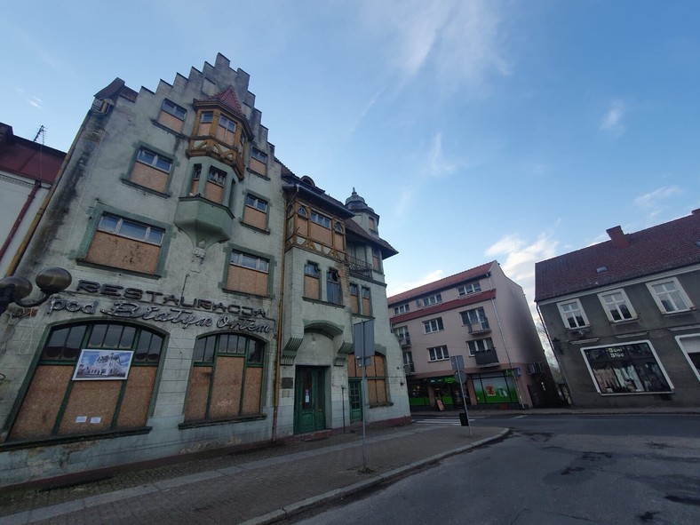 Malowniczy rynek w Międzychodzie - mieście, w którym doszło do zbrodni