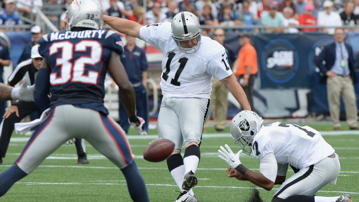 Oakland Raiders wygrali drugi mecz w sezonie, pokonując swojego największego rywala San Francisco 49ers 24:13. Punkty dla Raiders zdobywał Sebastian Janikowski jedyny Polak w NFL.