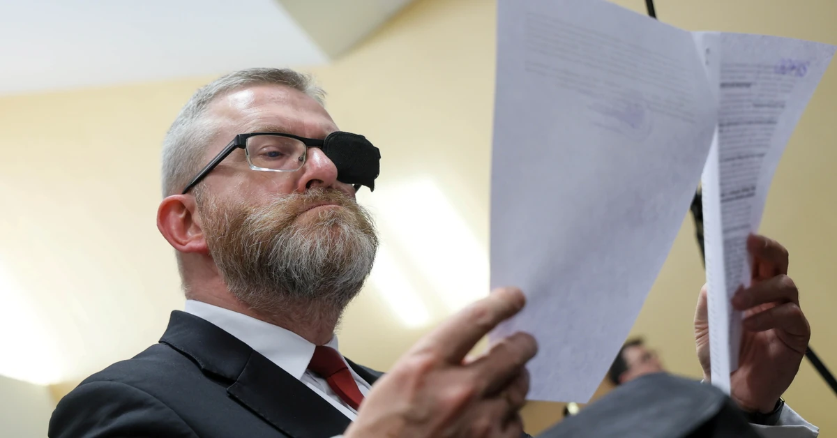 Smerf Malarz przed sądem. Prawnik zwrócił uwagę na paradoks. "Jak bida, to do Żyda"