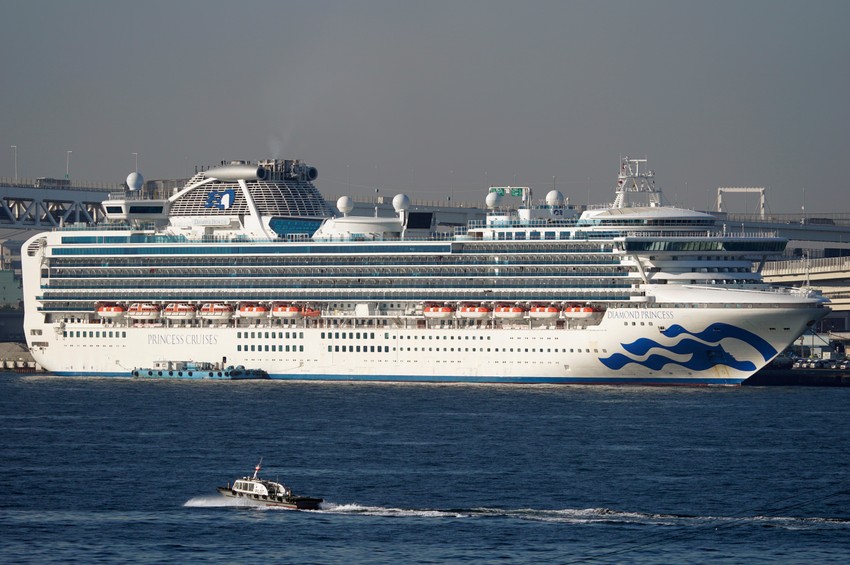 Kruzer se nalazi u luci Jokohama