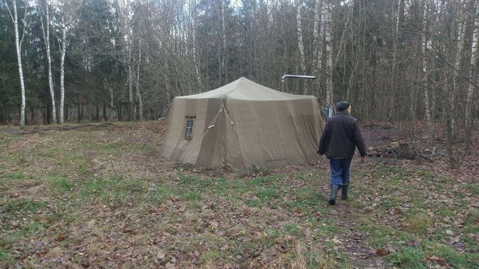 Białoruska rodzina ukrywała się w lesie ze strachu przed koronawirusem