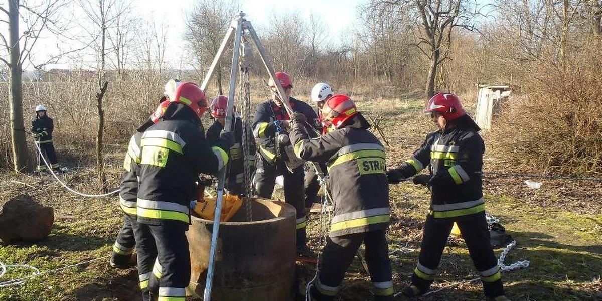 Makabra pod Sandomierzem. W studni odnaleziono ciało mężczyzny