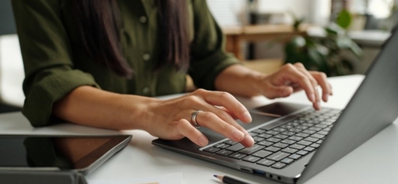 Listonosz już nie zapuka. Sprawdź, jak odebrać urzędowe pisma online