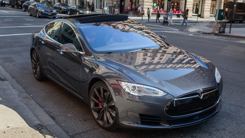 Tesla Model S For 500 Per Month No Just No