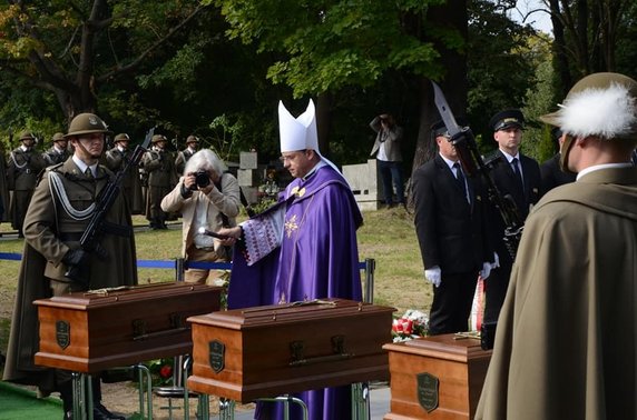 Uroczystości pogrzebowe. Pochowano szczątki Żołnierzy Wyklętych