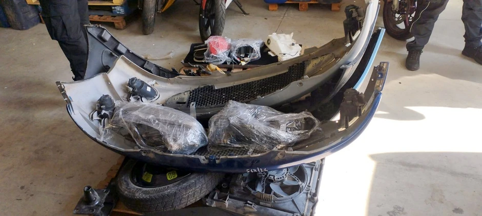 .Sprečen pokušaj krijumčarenja auto delova 