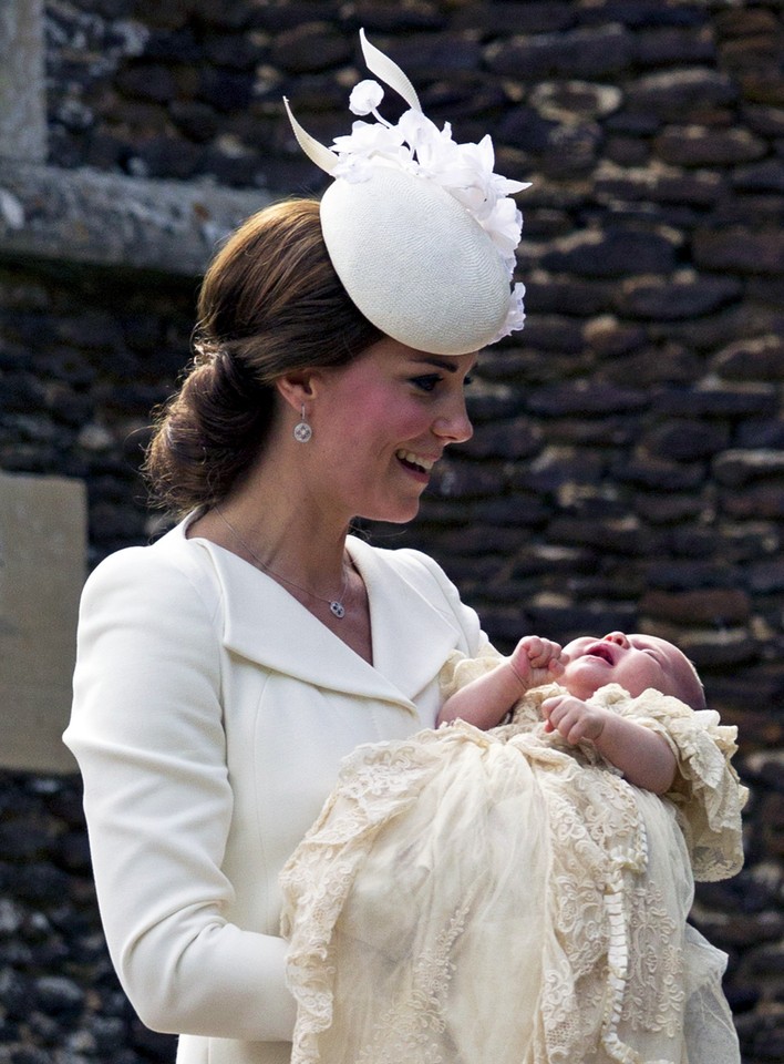 Księżniczka Charlotte, córka księżnej Kate ochrzczona Plejada.pl