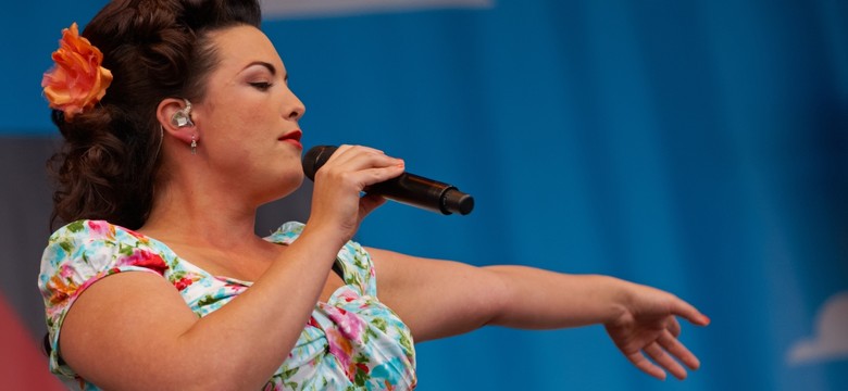 Caro Emerald w lutym przyjedzie do Polski. Znamy ceny biletów