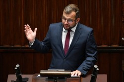 Puda utrzymał stanowisko. Sejm nie zgodził się na odwołanie ministra rolnictwa