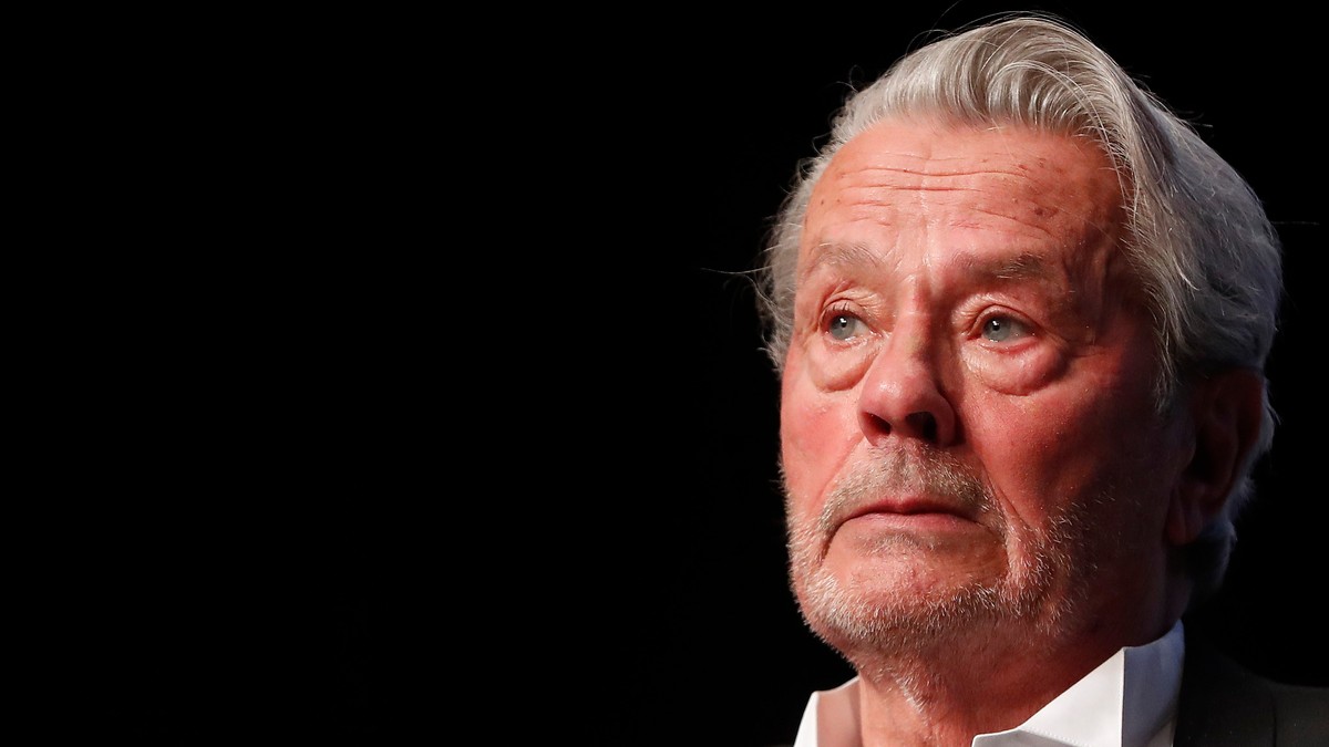 Megrázó részletek derültek ki Alain Delon temetéséről: nem teljesíti a család a színészlegenda egyik utolsó, sokakat megosztó kívánságát