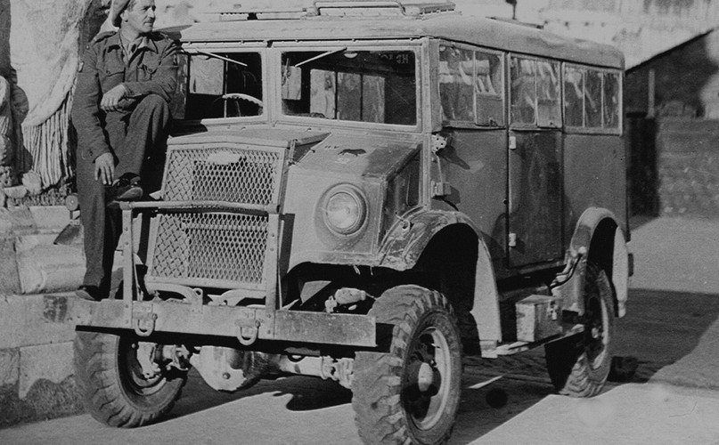 Terenowo-osobowy Chevrolet C8A z 15 Wileńskiego Batalionu Strzelców 5 Kresowej Dywizji Piechoty 2 Korpusu Polskiego